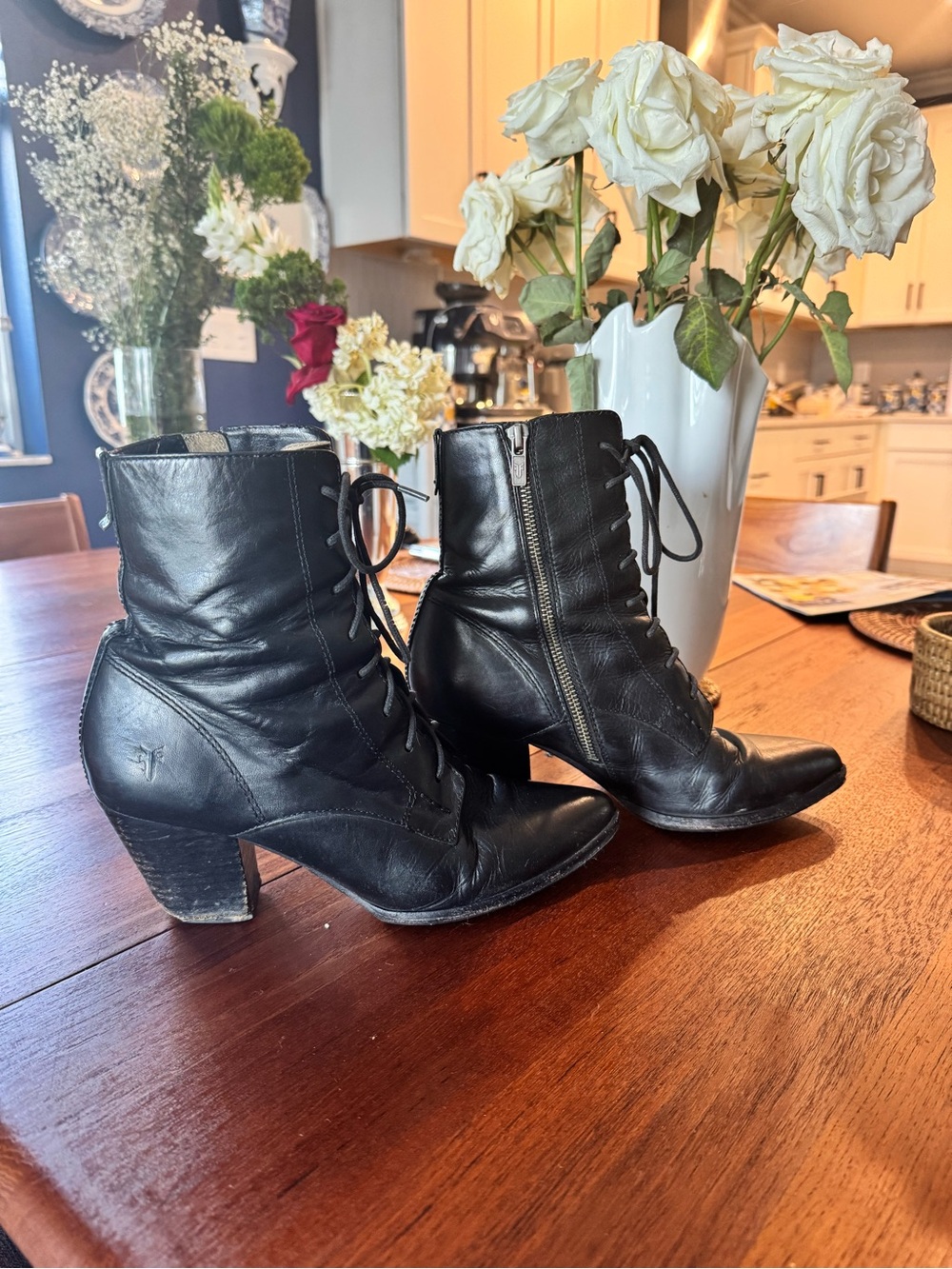 Frye Black Leather Lace-Up Ankle Boots with Side Zipper 8.5